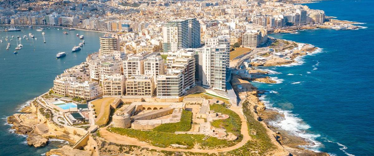 Exceptional 3-Bedroom Apartment, Sliema - Tigne Point! Exteriör bild