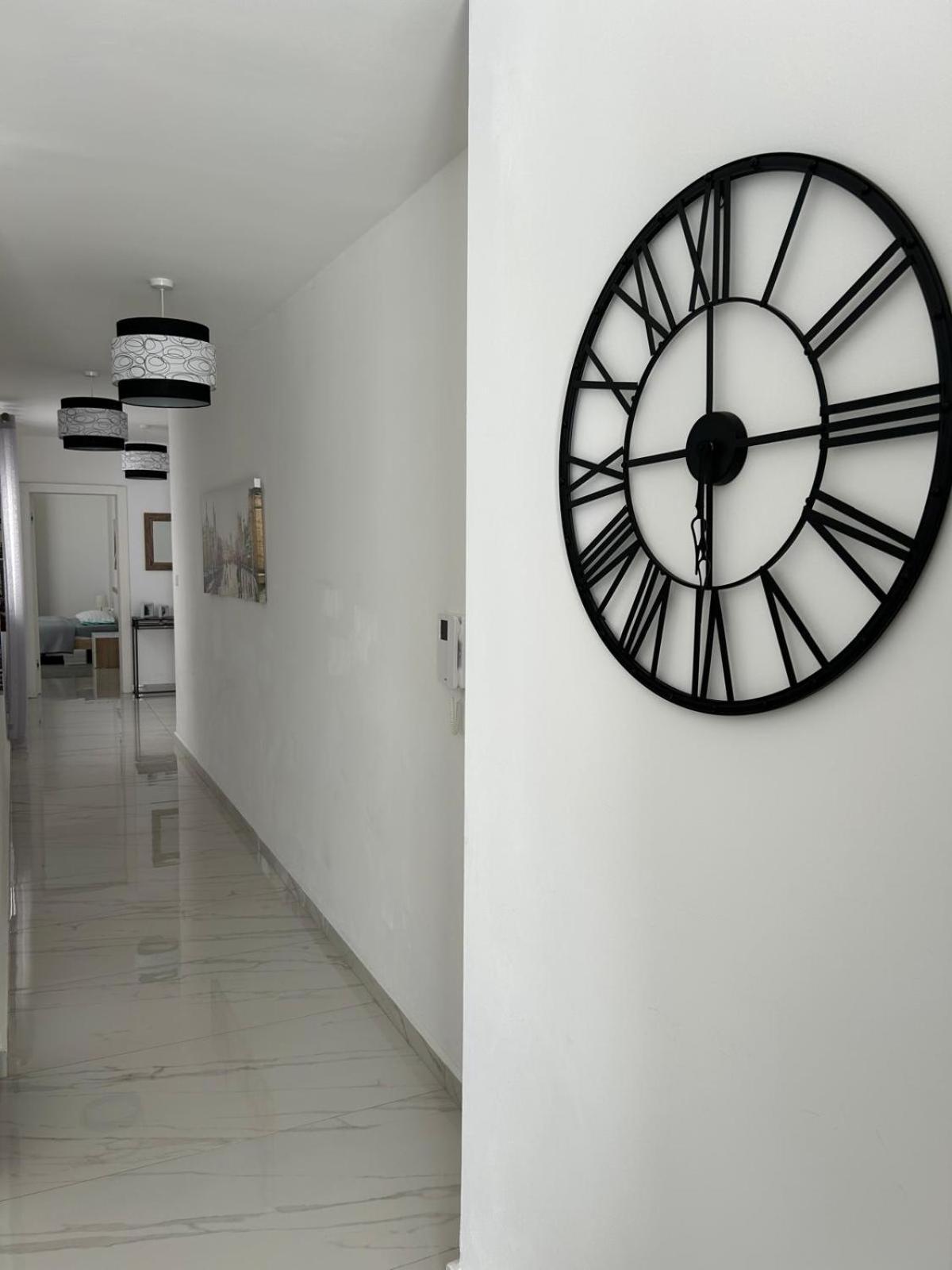 Exceptional 3-Bedroom Apartment, Sliema - Tigne Point! Exteriör bild
